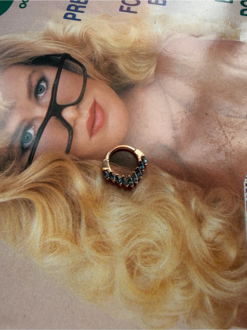 BVLA rose gold clicker with London blue topaz - body Jewelry
